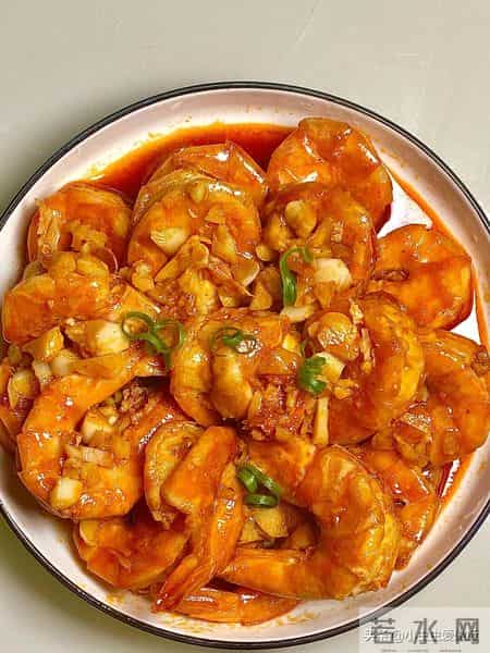 腊八将至,别只喝腊八粥,这4样传统美食,寓意吉祥,过个富足年