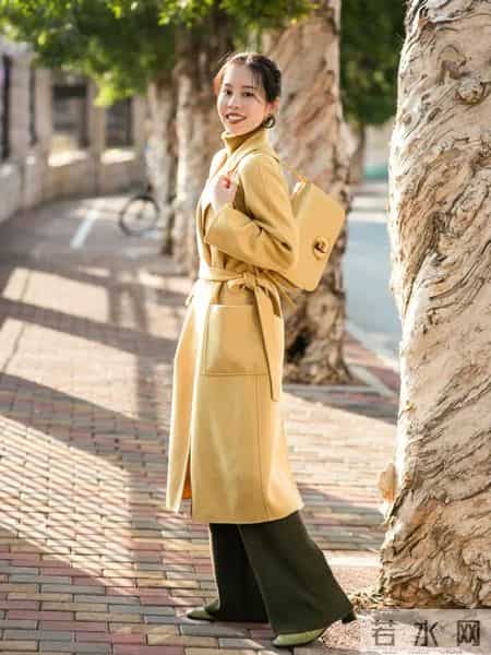 今年的“流行色”来了，时髦显白又高级，买衣服前不妨先看一看