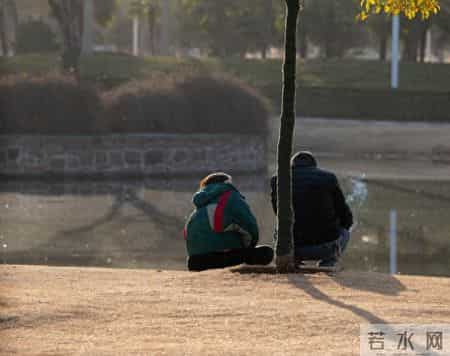 人到中年才顿悟：不论男女，只要有过一次背叛，晚年只剩两种活法