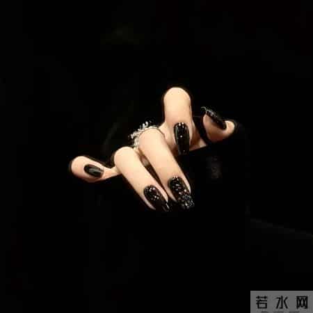 “中年少女的朋友圈，就该这样发”