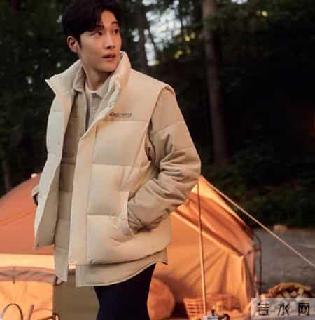 不吹不黑，韩国羽绒服“四大天王”，确实比波司登、大鹅性价比高