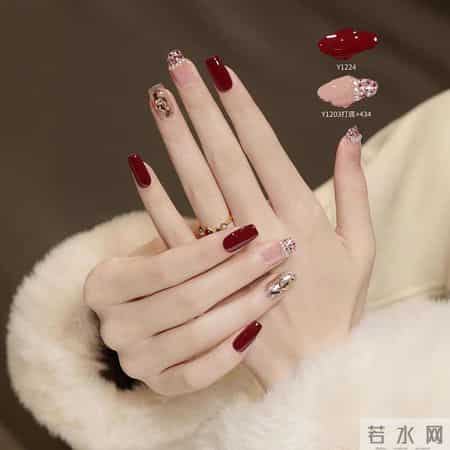 红到发黑!这副穿戴甲把过年氛围感焊在手上