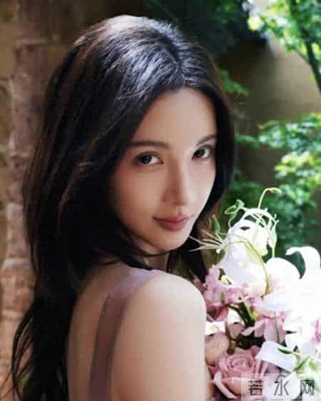 金晨被曝涉嫌交通肇事逃逸,绍兴警方成立调查组,律师:若属实,或面临终身禁驾