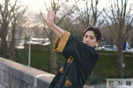 杨幂公开的熬夜养生法，加班熬夜后学几招，快速恢复精气神不垮脸