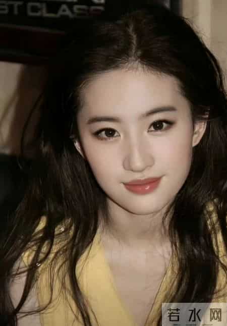 纪梵希 vs 祖玛珑：谁才是香圈“高阶玩家”？