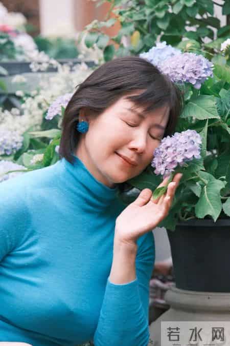 四十岁熟女，饱满人生刚刚开始