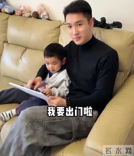 江苏主持人夫妻，同校同行还是同事，带娃播新闻，如今又喜获二胎