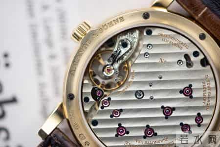 神级起步！出手即经典！这些一步到位毕业表，我只要一块就好！