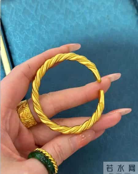 为什么有人花百万收购旧金饰？背后秘密太惊人