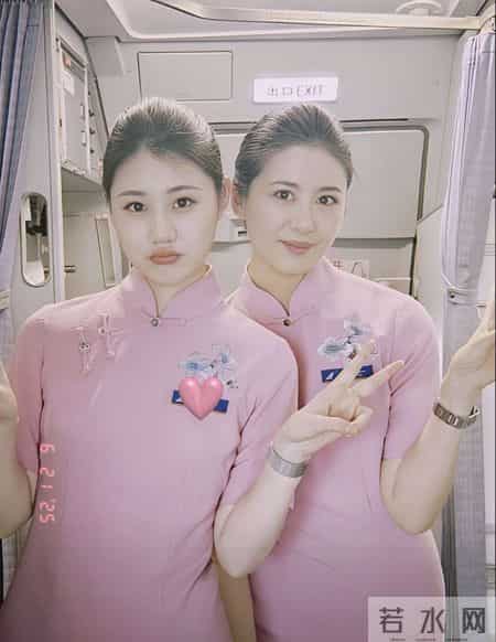 哇,这几位空姐好美啊,都属于微胖型的,非常耐看