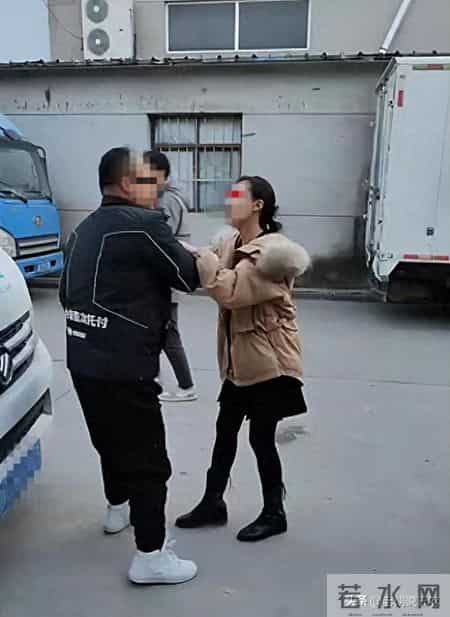 女子出轨被离婚，女子想嫁出轨对象，出轨对象：玩玩而已，当啥真