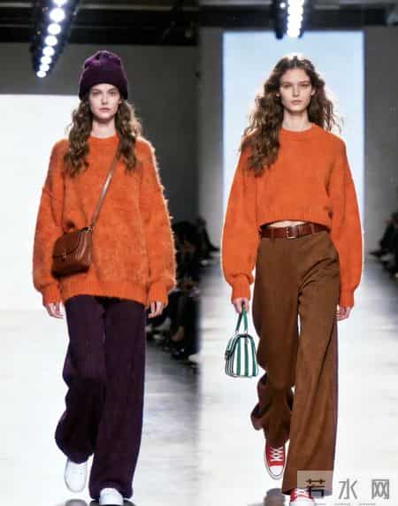 一件毛衣的6天时髦：配阔腿裤慵懒，配短裤俏皮，照着穿就高级