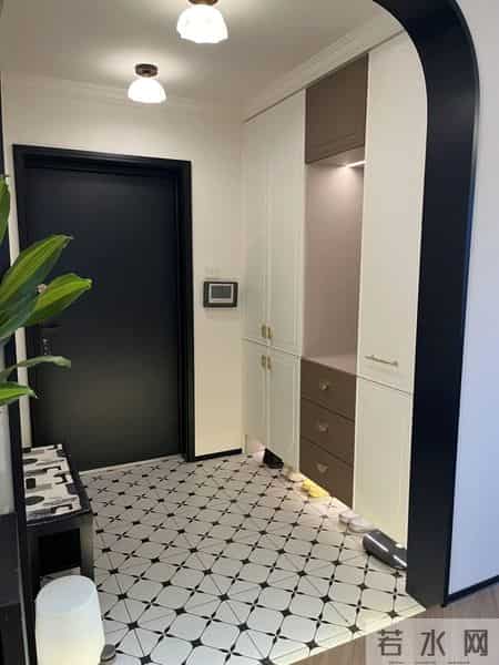 物业不让“鞋子堆门口”，瞧瞧广东人的妙招，干净高级又美观！