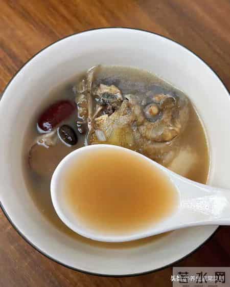 四九天，少吃萝卜白菜，多吃4种“黄金菜”，润肺去燥，提升免疫