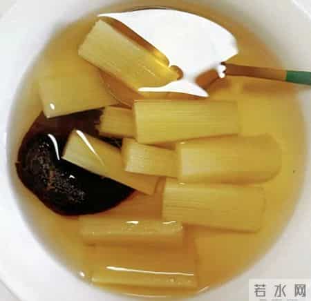 冬天的甘蔗是大补,这样煮水喝,补津液、补气血、养脾肺,孩子越喝越精神