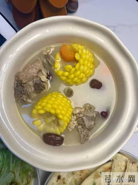 今年腊八不一般，老人说“腊八吃5样，一年病不沾”，吃哪5样？