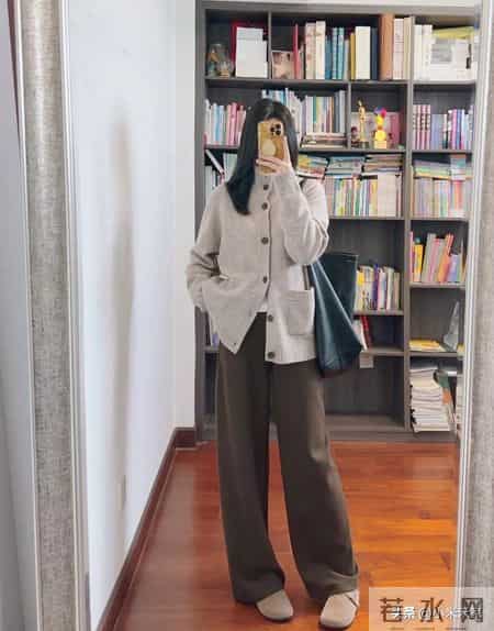 挖到宝！优衣库这件舒芙蕾开衫，我穿了半个月不想脱