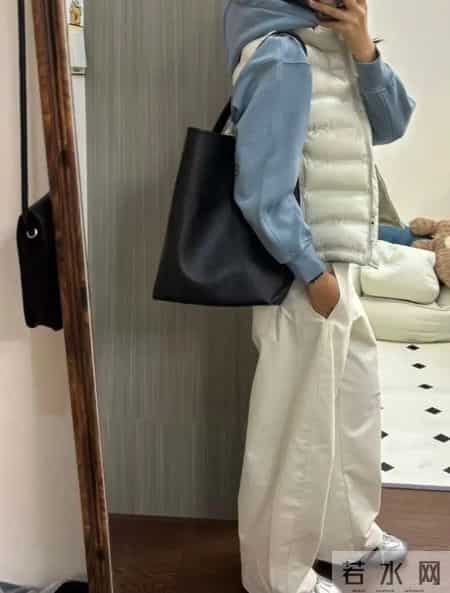 在“优衣库”挖到7件巨好看的单品！拿捏秋冬氛围感，显瘦不臃肿