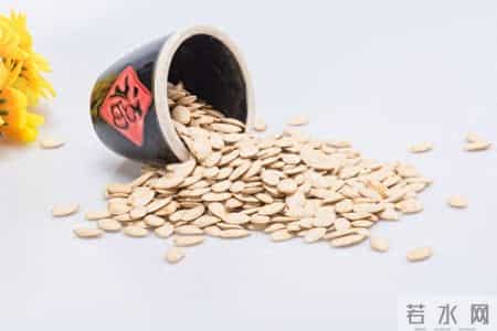 脱发星人的救星？南瓜子竟藏着生发大秘密！