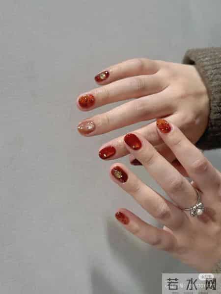 短甲新年美甲分享