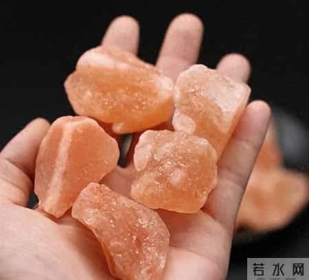 央视曝光！又一网红产品暴雷，长期食用伤肝肾，很多家庭都在用