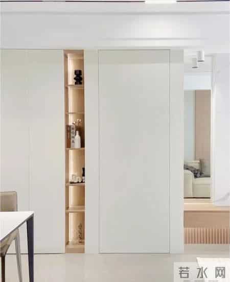 浙江一新婚夫妇火了，凭楼道一鞋柜而被无数人模仿，那叫一个高级