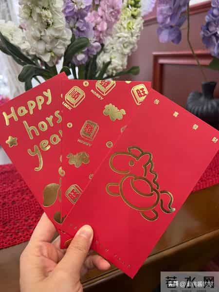 当年轻人掌握了“年货大权”,画风就变了!网友:一个比一个会买