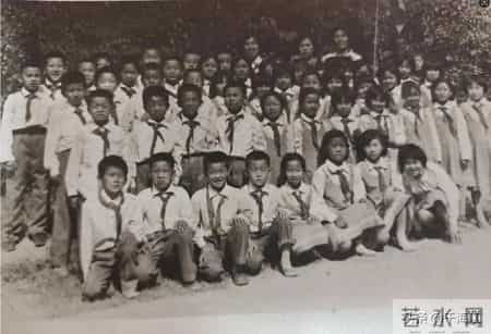 听王新国老师讲述新疆第四建筑工程公司（原兵团工一师二团）往事