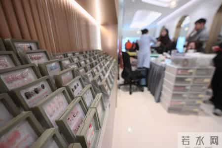 一站式解锁马年年味!银泰百货新春“三件套”美甲+手护+贴膜走红