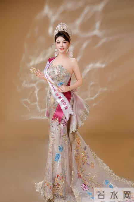 双冠芳华 感恩绽放