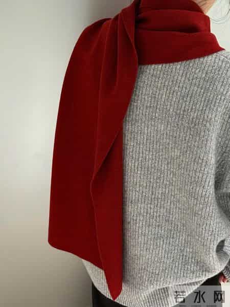 冬日超火的一组配色：灰+红，好看显高级！