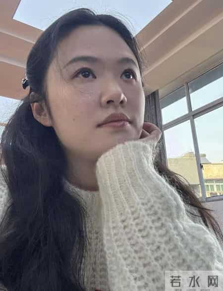 挺好看，换个粉底液