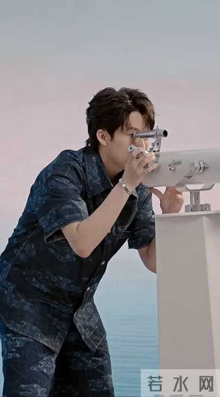 好笑！他只是开了一辆新车，怎么又让一群人破防了？各种揣测吐槽