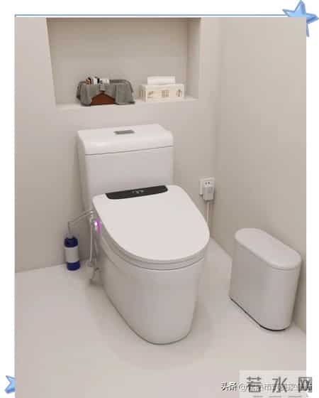 马桶不用时盖子掀开好还是关上好？很多人不懂，看完赶紧提醒家人