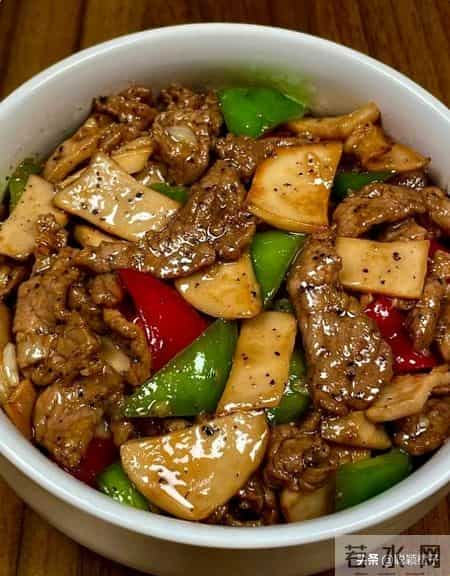 1斤顶10斤黑豆！连续吃7天：通便、降血脂、降血压还增免疫力！