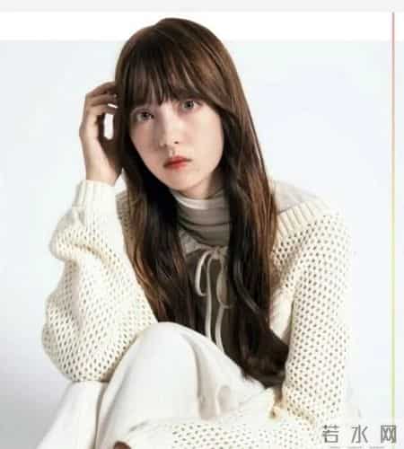 你适合“直发”还是“卷发”？关键由这3点决定，选错容易显老