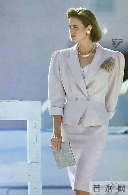 “复古风”突然大火!从20岁到60岁,优雅从不迟暮!