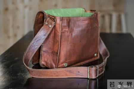 500元~2000元男士真皮单肩包推荐，难道这就是男孩变男人的标志？