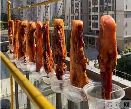 腊八过后,这菜提前做好,一次做20斤放冰箱,蒸一蒸上桌,特省事