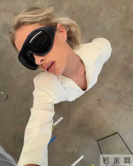 Elsa Hosk杂图更新