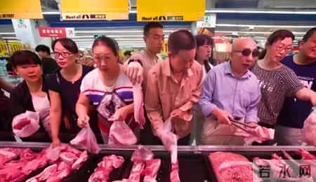 超市员工私下透露：贴黄色标签的食品千万别买！背后套路太深了