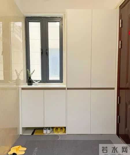 浙江一新婚夫妇火了，凭楼道一鞋柜而被无数人模仿，那叫一个高级