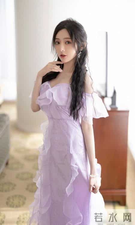 浪漫又不失温柔的紫色，让你尽情享受夏日的美好与浪漫