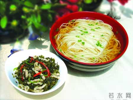 医生提醒：若长期早上吃面条，身体可能会出现这4个明显变化