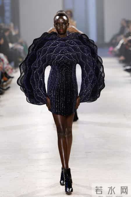 （外代二线）巴黎高级定制周——Rahul Mishra品牌时装秀(2)