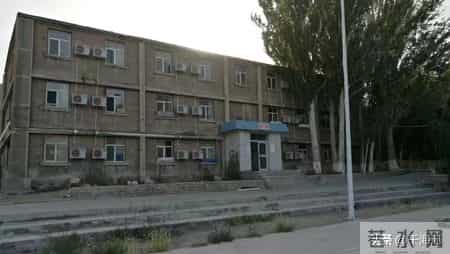 我九十年代在阿拉沟曾当过临时广播员，同事说我口播通知像念悼词