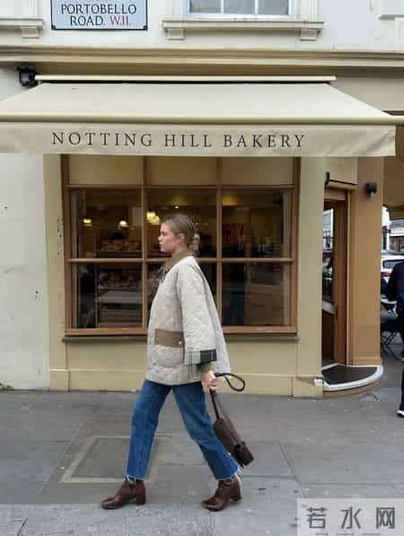 【博主穿搭】她把“英法混血”穿搭术玩明白了