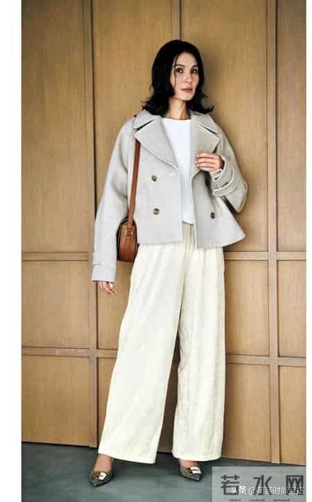 50岁以后怎么穿不显老？我靠这3步，彻底告别大妈感