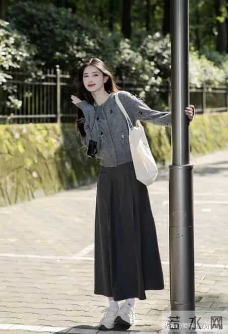 新年内搭就穿「毛衣+半裙」 ,聚会吃漂亮饭赢麻了!