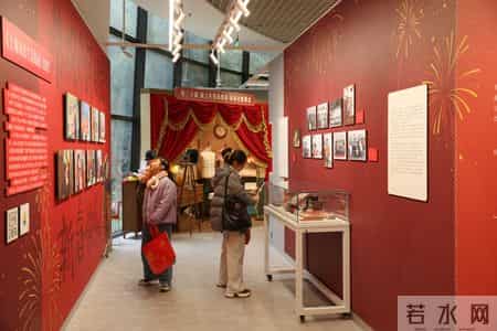 爱穿搭会穿搭的上海人，新春怎么穿？